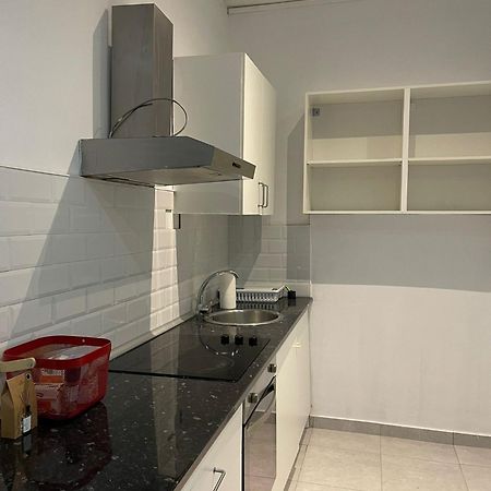Appartamento Habitacion Para Tu Estadia Corta En Bcn Barcellona Esterno foto