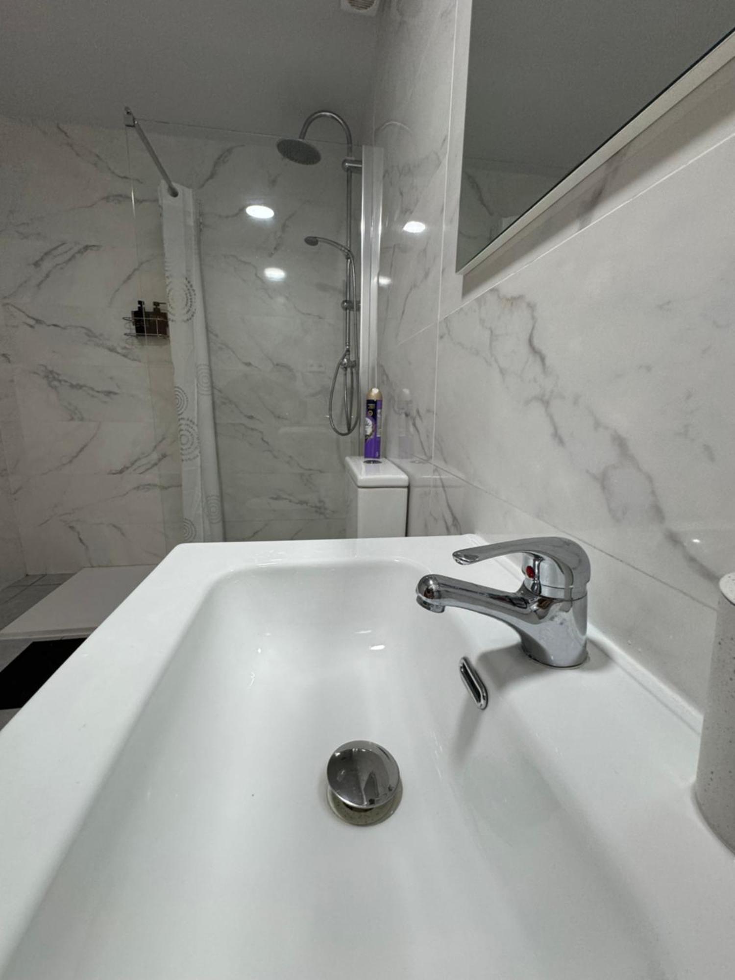 Appartamento Habitacion Para Tu Estadia Corta En Bcn Barcellona Esterno foto